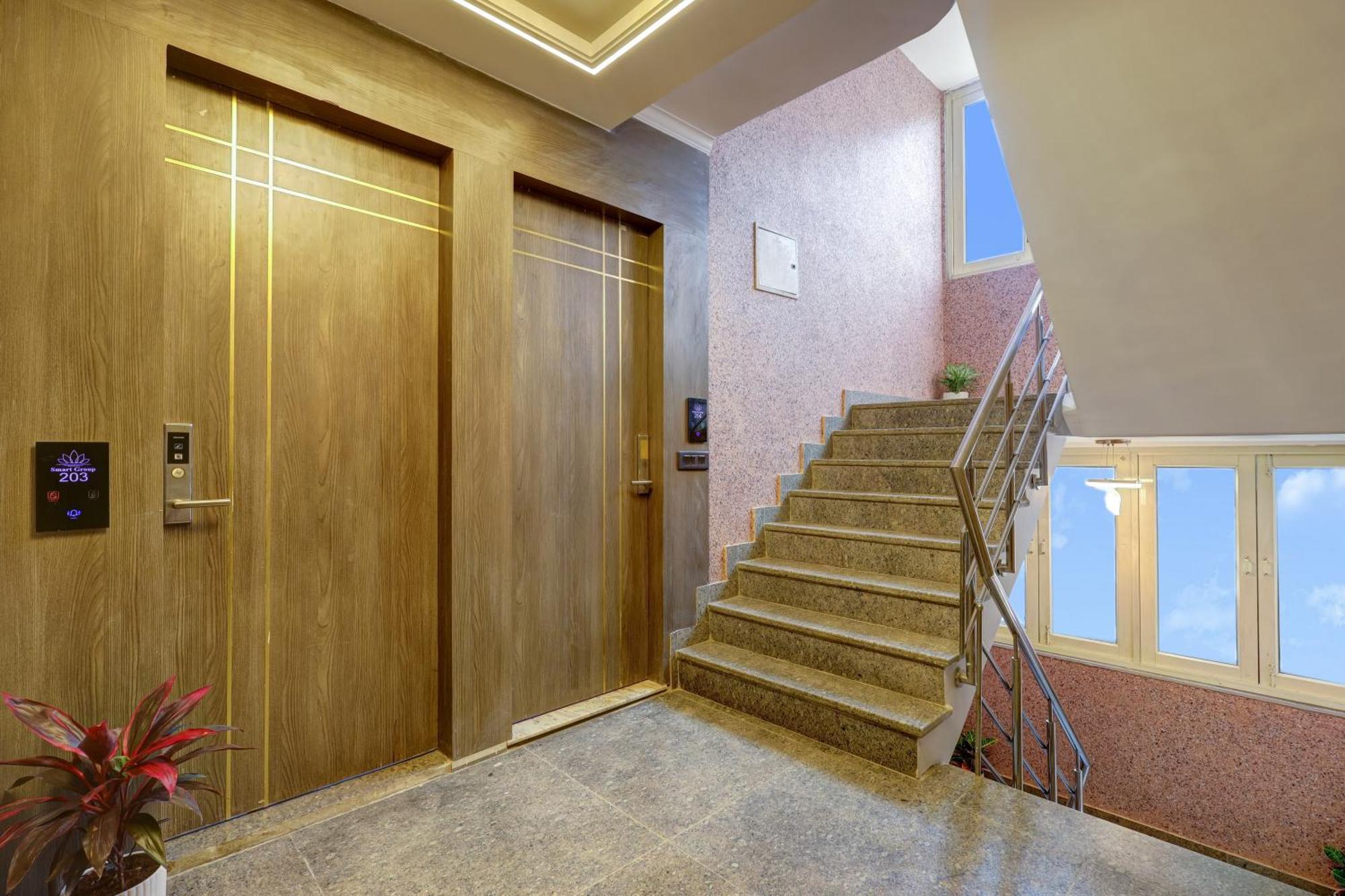 Hotel Armani Suites By Smart Group New Delhi Eksteriør bilde